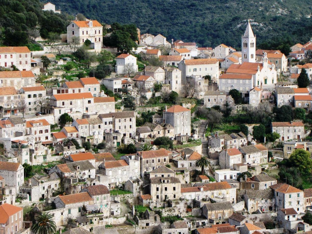 Apartments Luza Lastovo Esterno foto